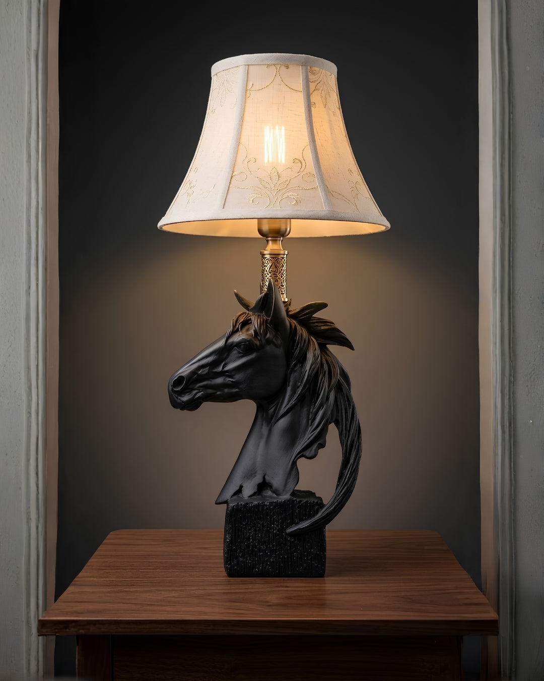 Horse Head Candle / Lamp Holder Statue